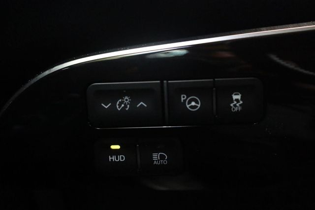 2018 Toyota Prius Four - 23067535 - 33