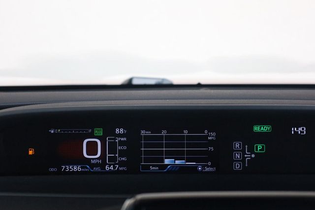 2018 Toyota Prius Four - 23067535 - 46