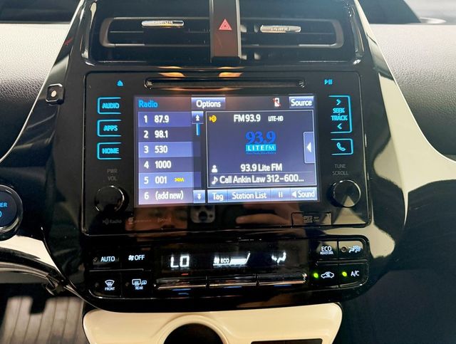 2018 Toyota Prius Three - 22932475 - 14