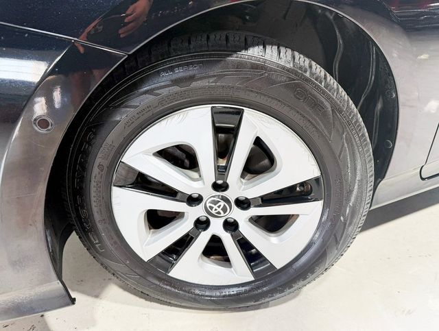 2018 Toyota Prius Three - 22932475 - 1