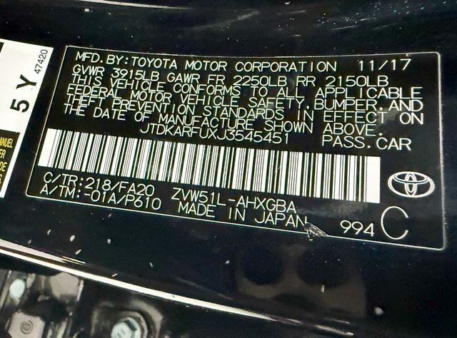 2018 Toyota Prius Three - 22932475 - 36