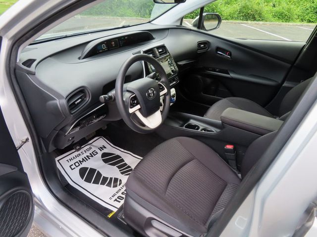 2018 Toyota Prius Two - 23053287 - 20