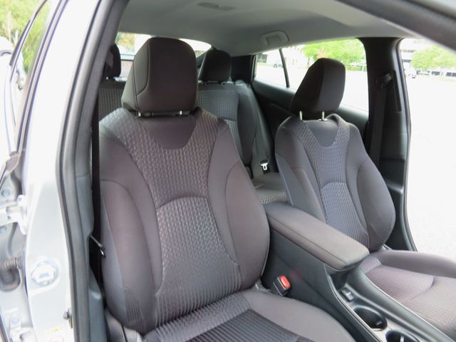 2018 Toyota Prius Two - 23053287 - 24