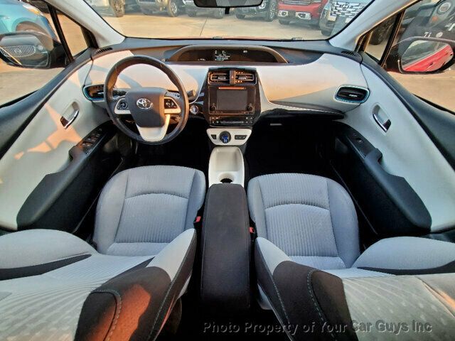 2018 Toyota Prius Prime photo 11