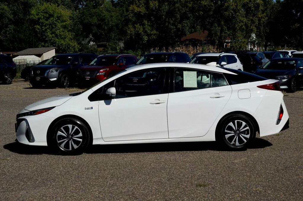 2018 Toyota Prius Prime One Plus Premium photo 17