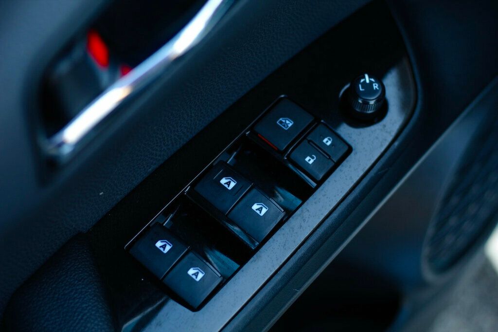 2018 Toyota Prius Prime One Plus Premium photo 20