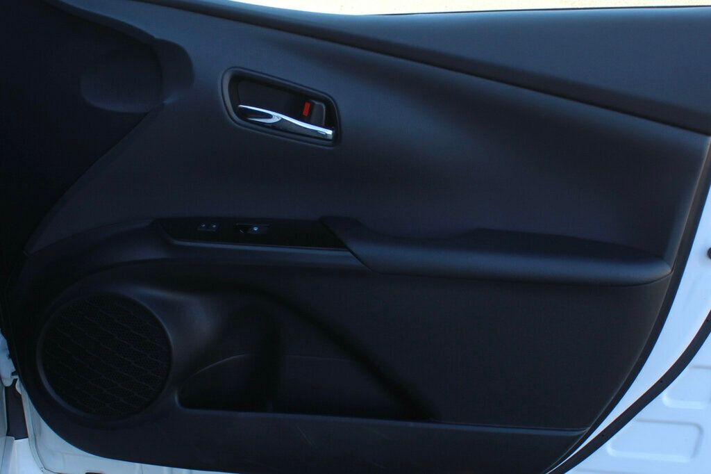 2018 Toyota Prius Prime One Plus Premium photo 5