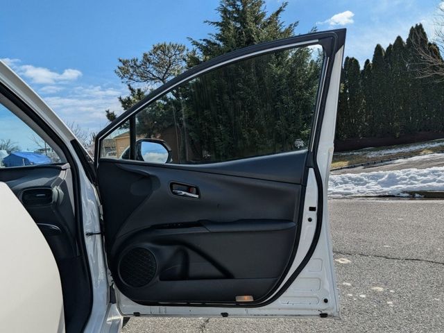 2018 Toyota Prius Prime Premium - 22979224 - 11