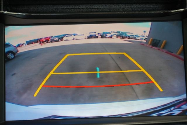 2018 Toyota RAV4  - 22921724 - 14