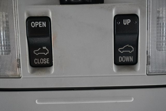 2018 Toyota RAV4  - 22921724 - 18