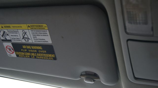 2018 Toyota RAV4 3 MONTH WARRANTY , JUST SERVICED , VERY CLEAN INSIDE AND OUT  - 22992496 - 22