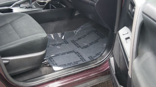 2018 Toyota RAV4 3 MONTH WARRANTY , JUST SERVICED , VERY CLEAN INSIDE AND OUT  - 22992496 - 48