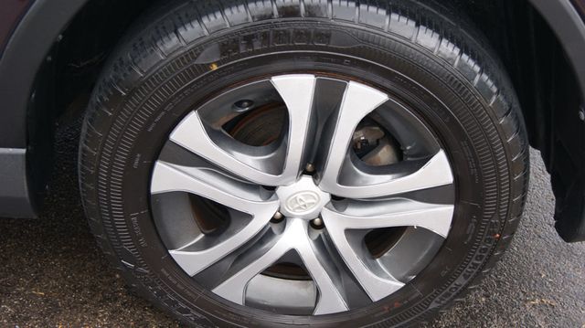 2018 Toyota RAV4 3 MONTH WARRANTY , JUST SERVICED , VERY CLEAN INSIDE AND OUT  - 22992496 - 55