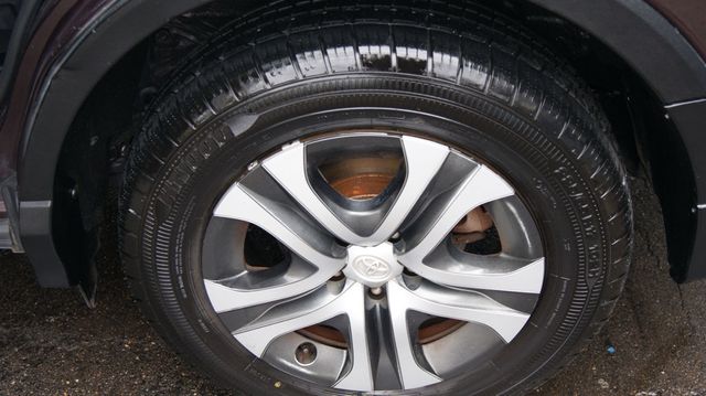 2018 Toyota RAV4 3 MONTH WARRANTY , JUST SERVICED , VERY CLEAN INSIDE AND OUT  - 22992496 - 57