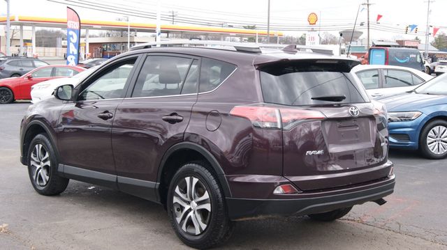 2018 Toyota RAV4 3 MONTH WARRANTY , JUST SERVICED , VERY CLEAN INSIDE AND OUT  - 22992496 - 6