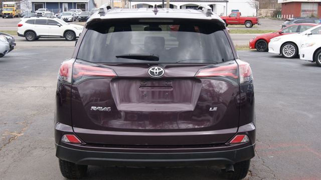 2018 Toyota RAV4 3 MONTH WARRANTY , JUST SERVICED , VERY CLEAN INSIDE AND OUT  - 22992496 - 8