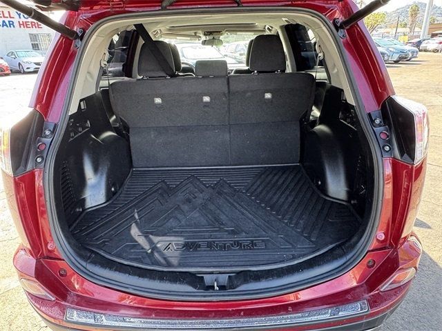 2018 Toyota RAV4 Adventure AWD - 22965691 - 12