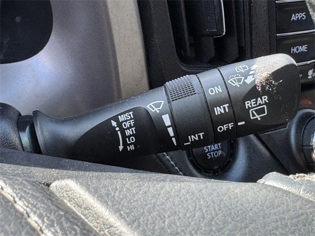 2018 Toyota RAV4 Adventure AWD - 22965691 - 30