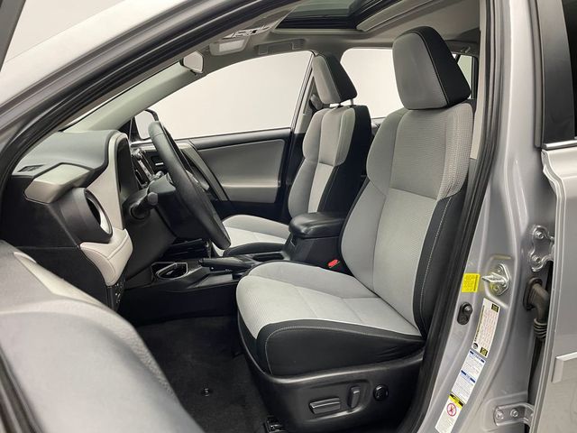 2018 Toyota RAV4 Adventure AWD - 22995949 - 12