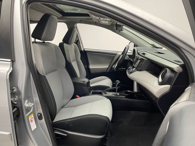 2018 Toyota RAV4 Adventure AWD - 22995949 - 17