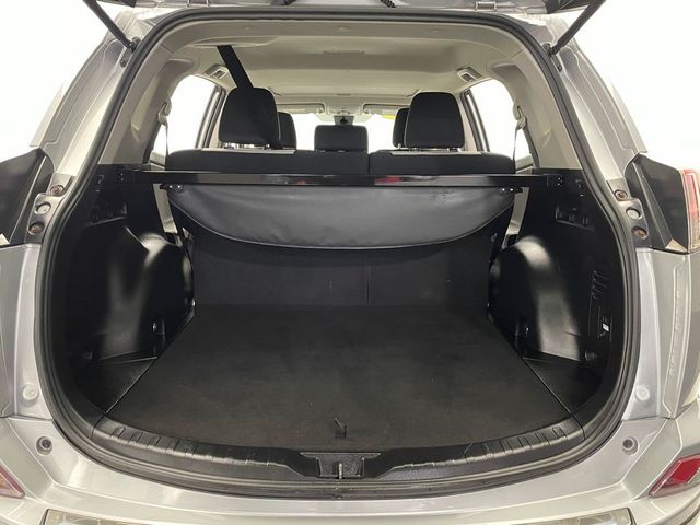 2018 Toyota RAV4 Adventure AWD - 22995949 - 36