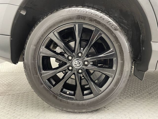 2018 Toyota RAV4 Adventure AWD - 22995949 - 42