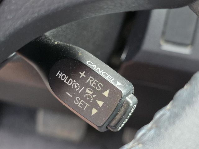 2018 Toyota RAV4 Adventure FWD - 22997362 - 21