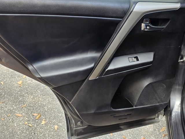 2018 Toyota RAV4 Adventure FWD - 22997362 - 28