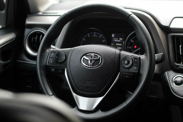 2018 Toyota RAV4 AWD ADVENTURE W/ ENTUNE W/ NAVIGATION, BLIND SPOT, MOONROOF, - 23009723 - 28