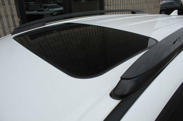 2018 Toyota RAV4 AWD ADVENTURE W/ ENTUNE W/ NAVIGATION, BLIND SPOT, MOONROOF, - 23009723 - 32