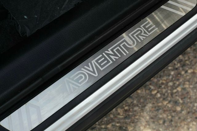 2018 Toyota RAV4 AWD ADVENTURE W/ ENTUNE W/ NAVIGATION, BLIND SPOT, MOONROOF, - 23009723 - 7