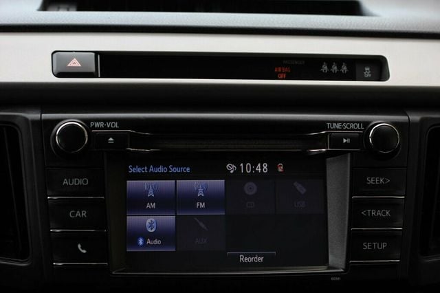 2018 Toyota RAV4 AWD LE  - 23000705 - 13