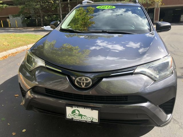 2018 Toyota RAV4 LE AWD - 23093311 - 1