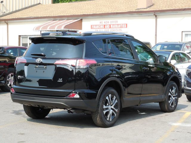 2018 Toyota RAV4 LE AWD - 17815109 - 3