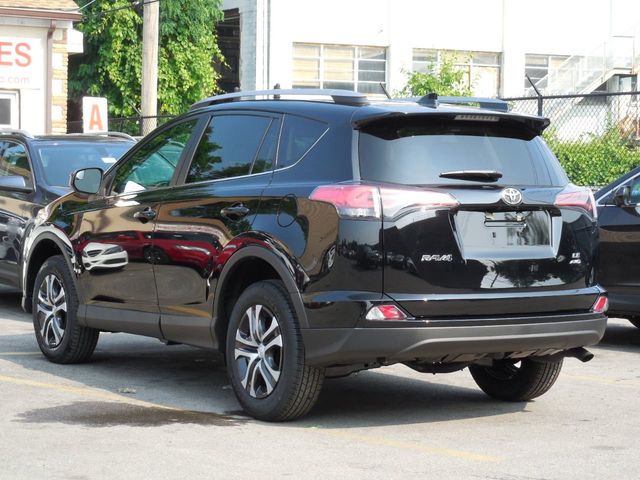 2018 Toyota RAV4 LE AWD - 17815109 - 5