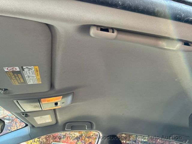 2018 Toyota RAV4 LE AWD - 22956726 - 24