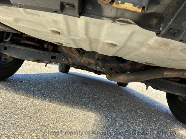 2018 Toyota RAV4 LE AWD - 22956726 - 34