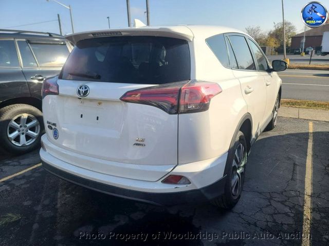 2018 Toyota RAV4 LE AWD - 22956726 - 3