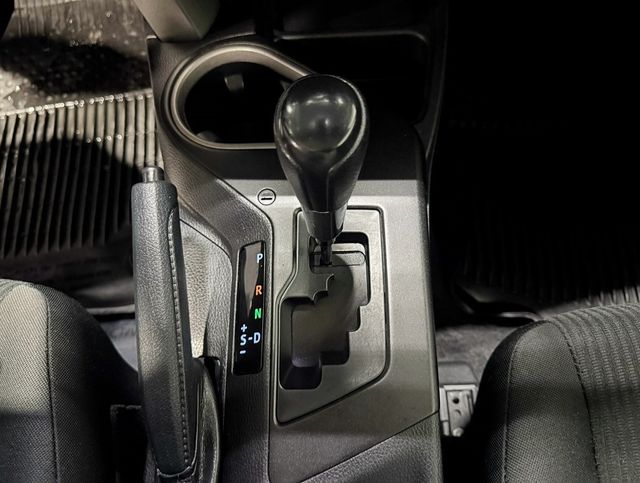 2018 Toyota RAV4 LE AWD - 22952187 - 20