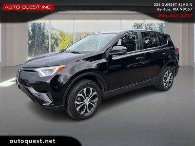 2018 Toyota RAV4 - 2T3BFREV5JW713179