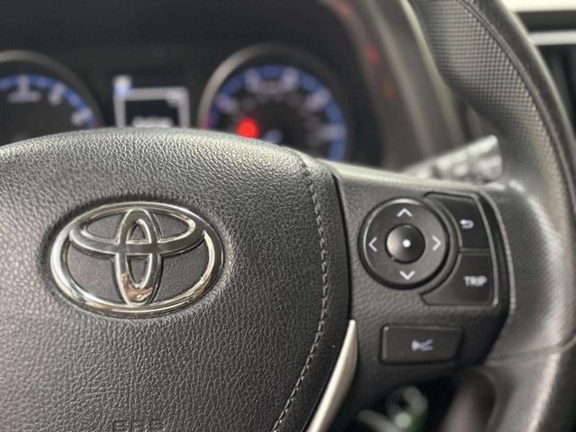2018 Toyota RAV4 LE AWD - 23026731 - 27