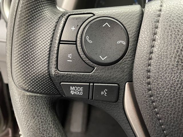 2018 Toyota RAV4 LE AWD - 22954579 - 20