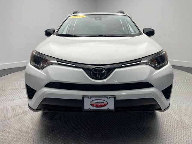 2018 Toyota RAV4 LE AWD - 22955304 - 1