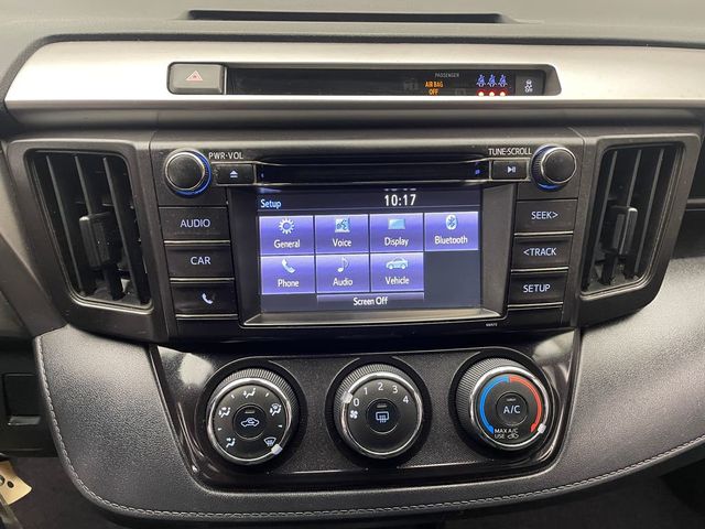 2018 Toyota RAV4 LE AWD - 22955304 - 23