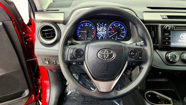 2018 Toyota RAV4 LE AWD - 23071360 - 12