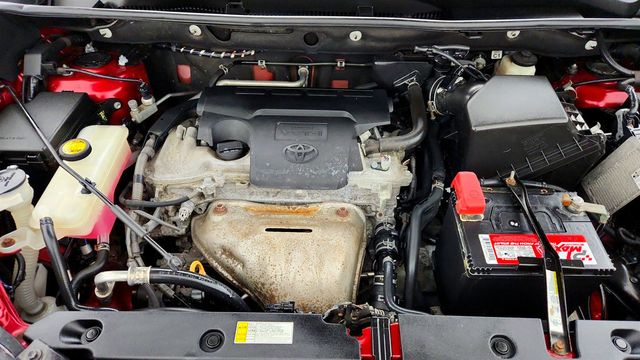 2018 Toyota RAV4 LE AWD - 23071360 - 23