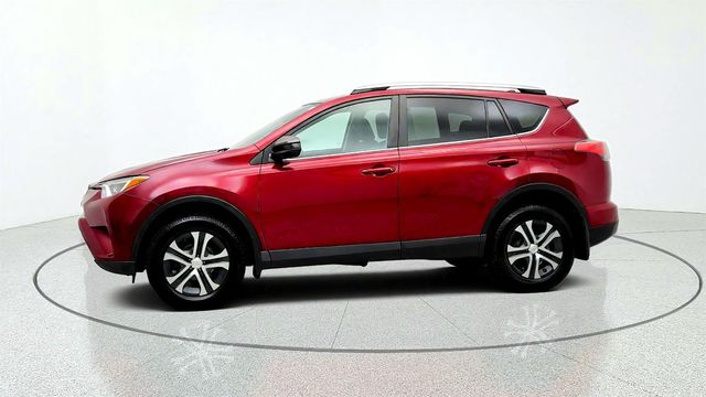 2018 Toyota RAV4 LE AWD - 23071360 - 7