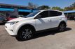 2018 TOYOTA RAV4 LE FWD - 22980577 - 3