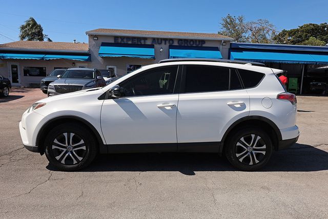 2018 TOYOTA RAV4 LE FWD - 22980577 - 8