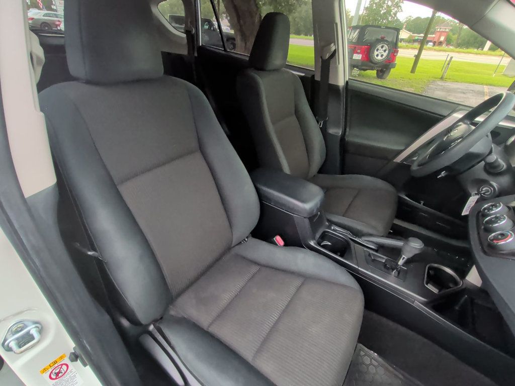 Toyota RAV4 photo 20